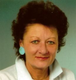 Hausdame, Hauswirtschafterin, Gesellschafterin, Erzieherin,